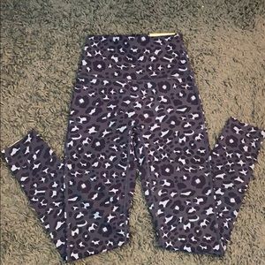 Aerie Offline Blue Leopard Print Leggings